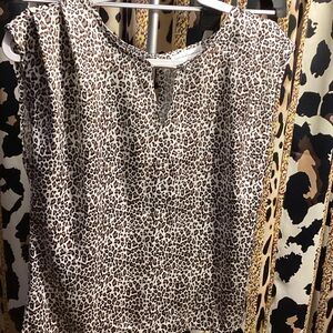 Chic Leopard Print Blouse